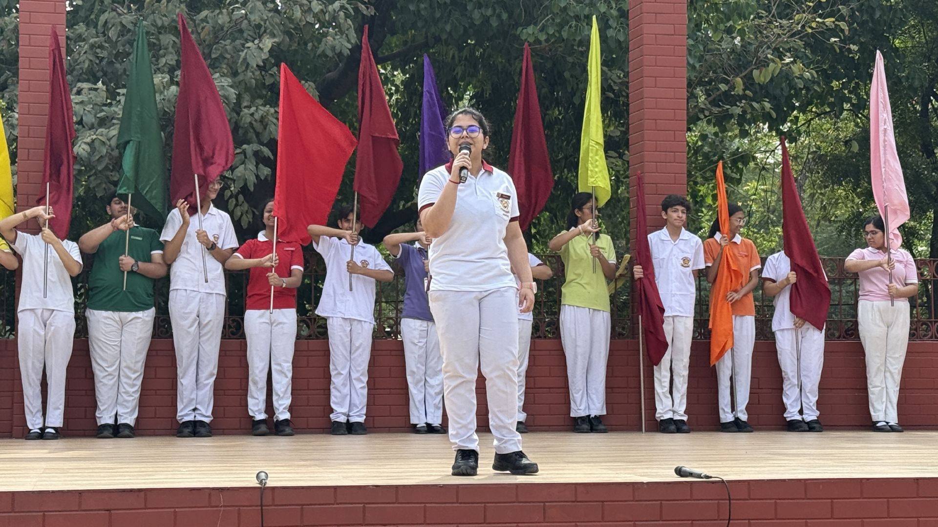 Fixed Gallery Image